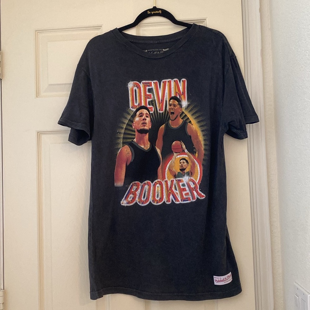 NWOT Mitchell & Ness Charcoal Devin Booker T-Shirt